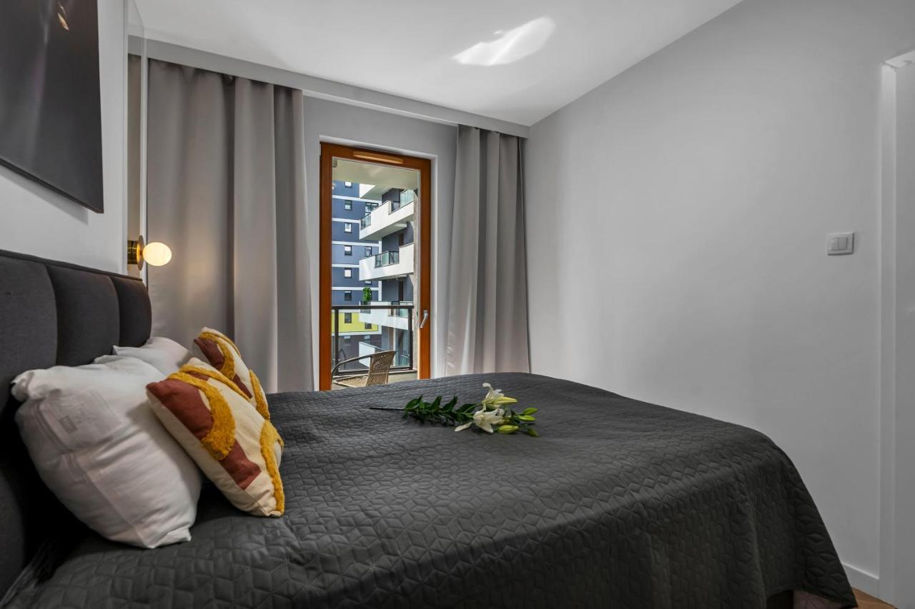 Appartamento Kasprzaka 29a Business N1 - Parking, Balcony, Targi Expo - By Rentujemy